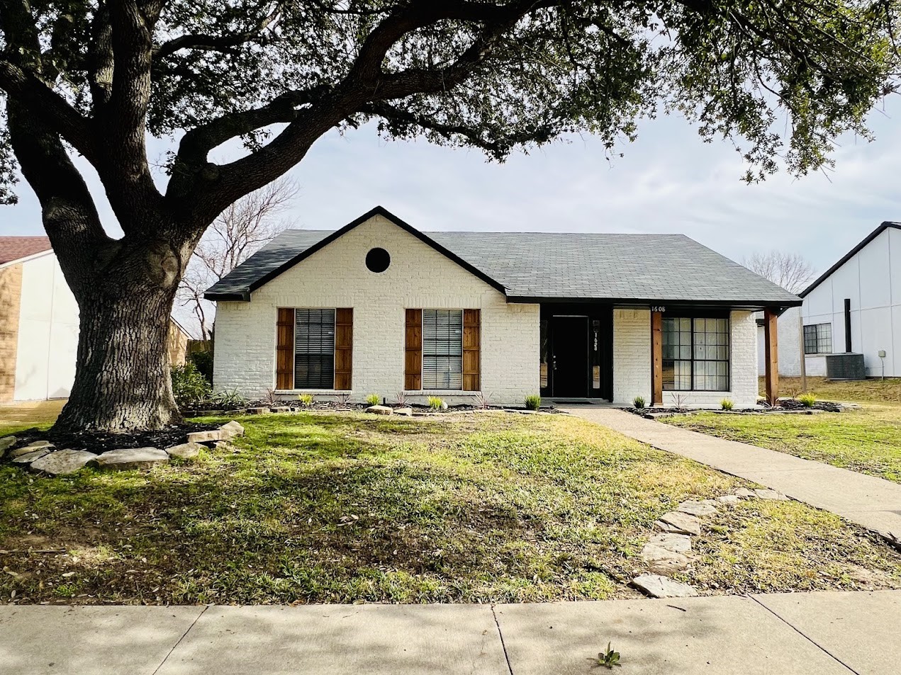 1608 Hutchinson Street Mesquite TX 75150