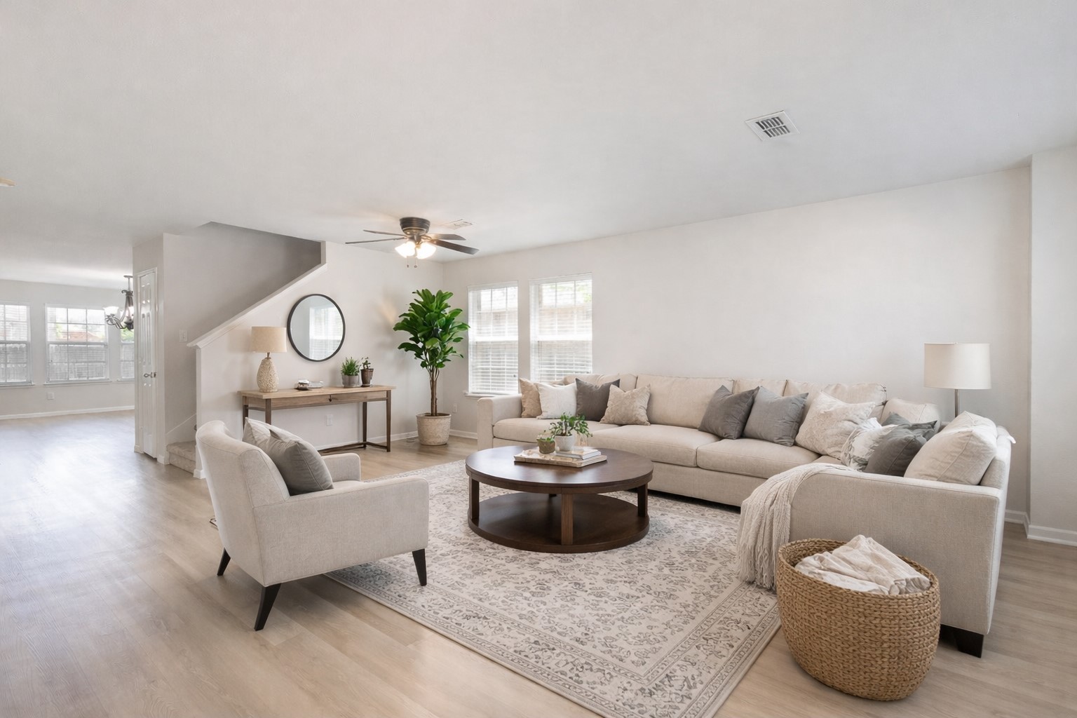 512 Darlene Trail Euless TX 76039