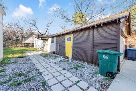 2329 Yucca Avenue Fort Worth TX 76111