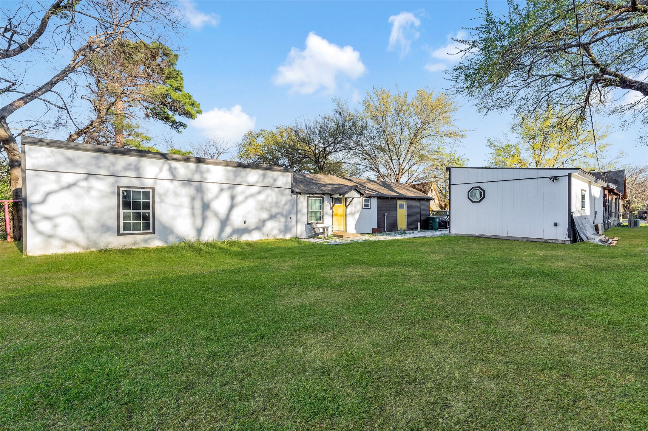 2329 Yucca Avenue Fort Worth TX 76111