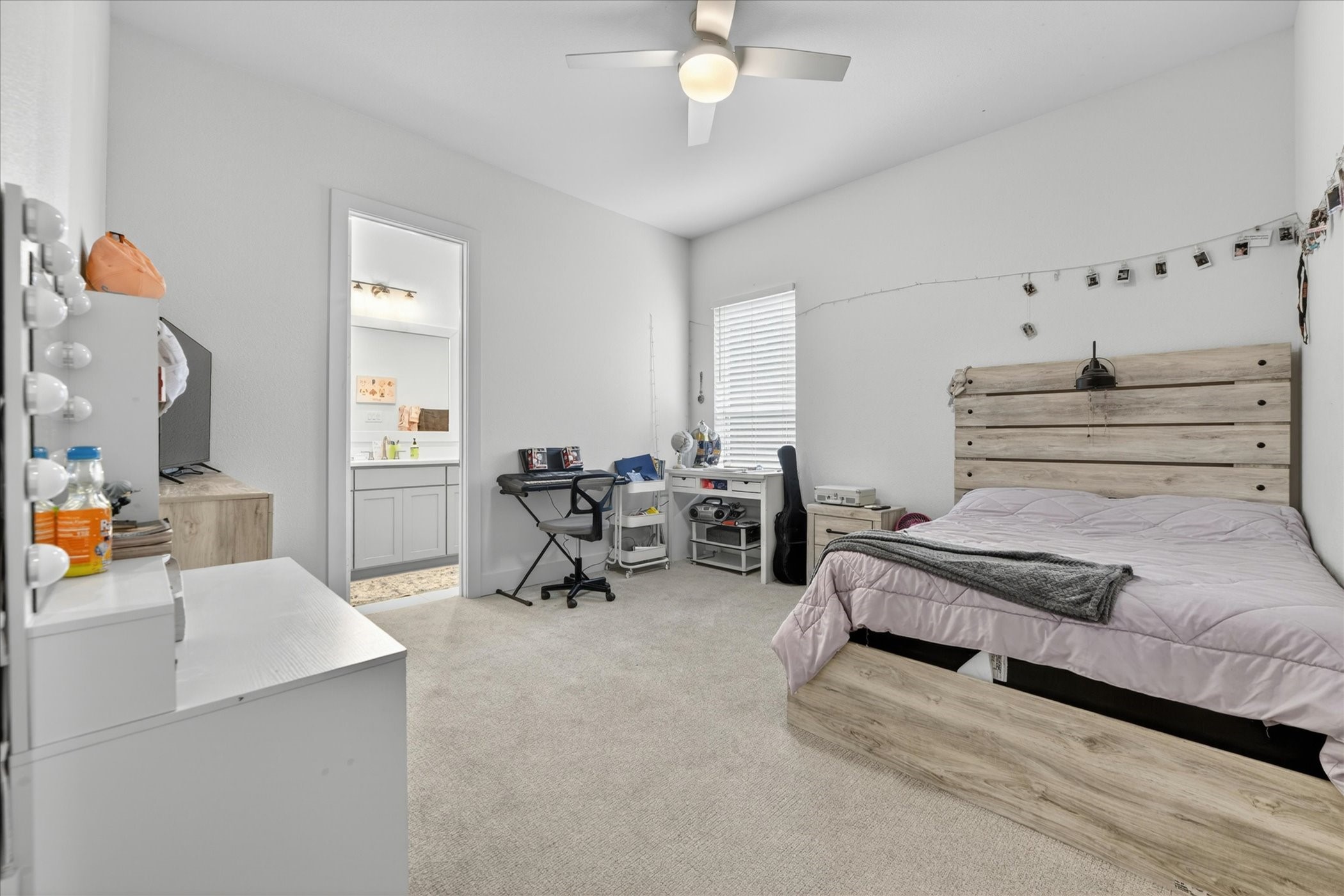 1124 Mountain View Drive Weatherford TX 76087