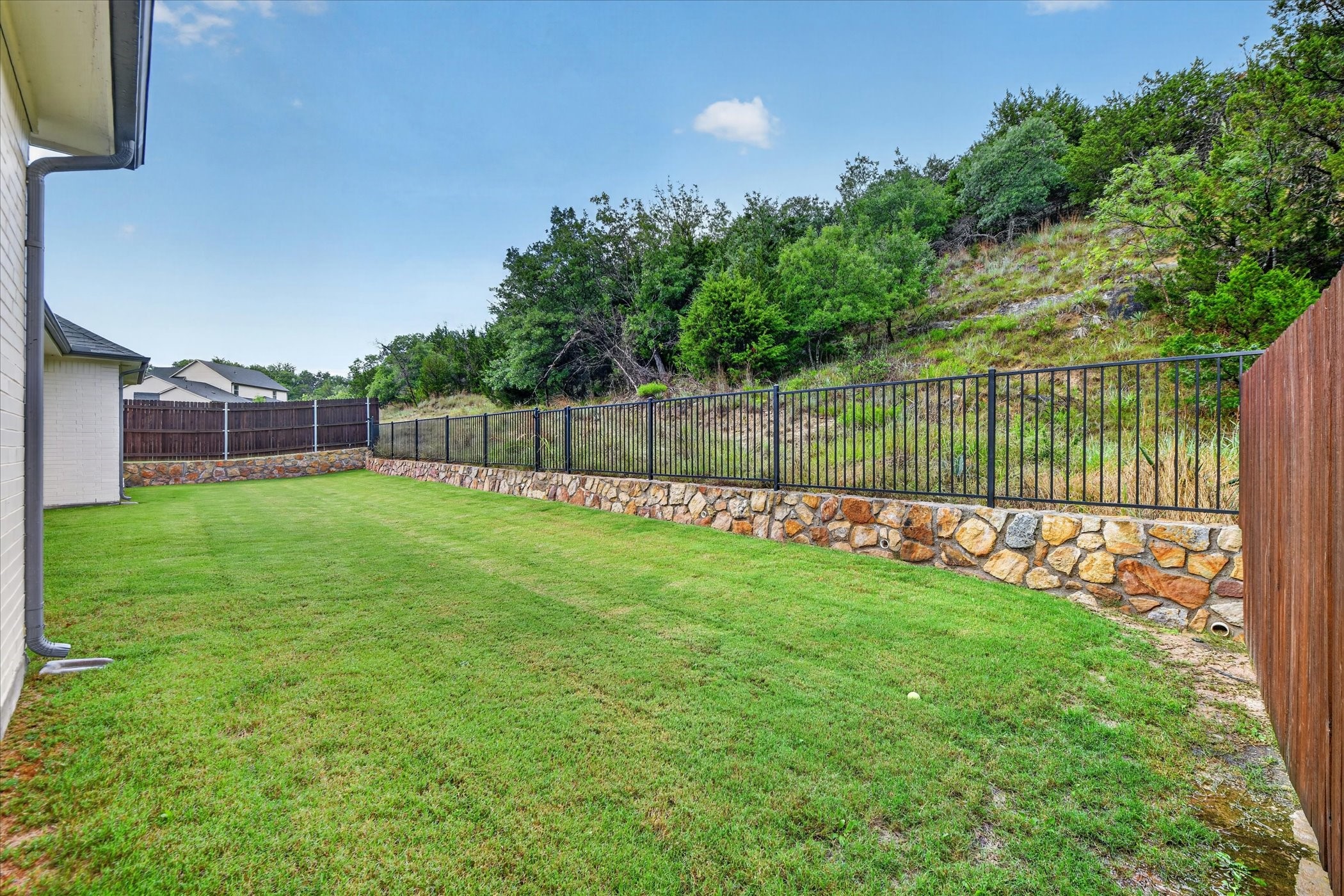 1124 Mountain View Drive Weatherford TX 76087