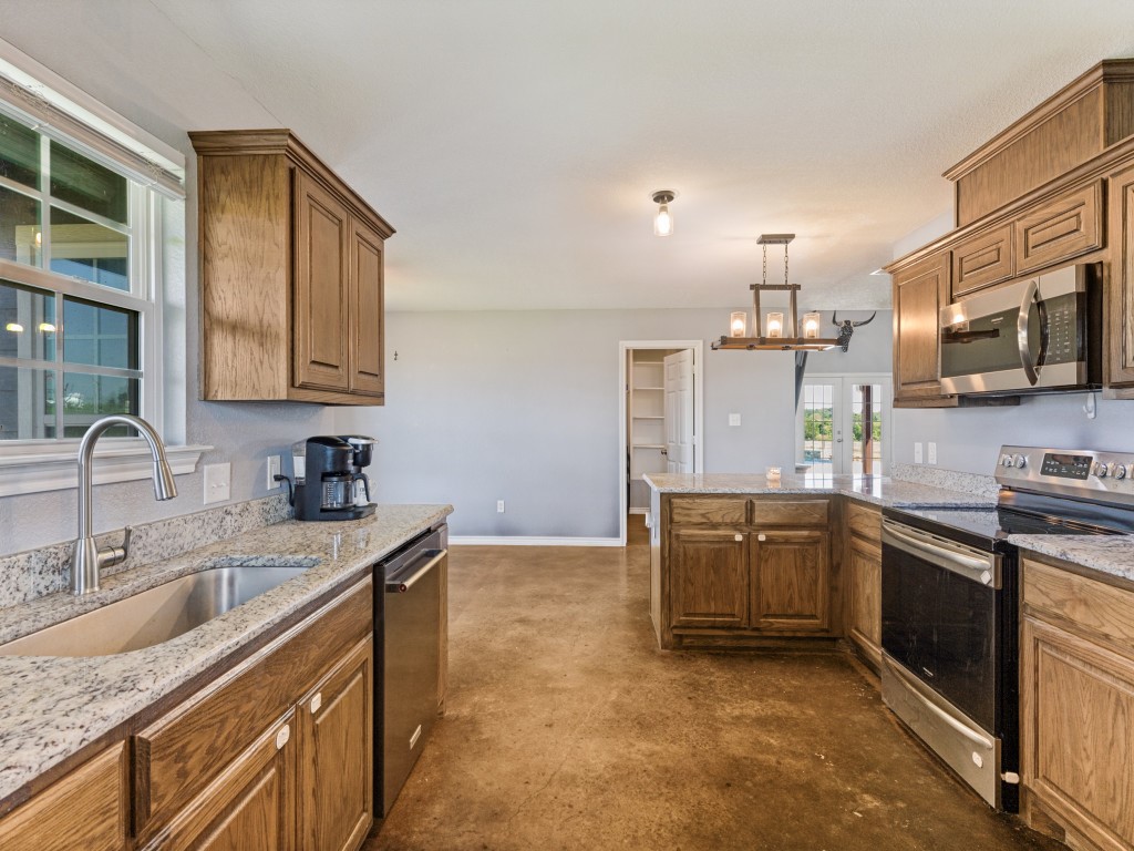 760 County Road 4380 Decatur TX 76234