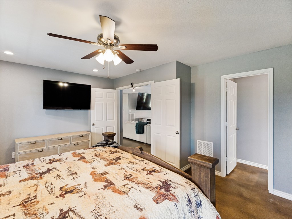 760 County Road 4380 Decatur TX 76234