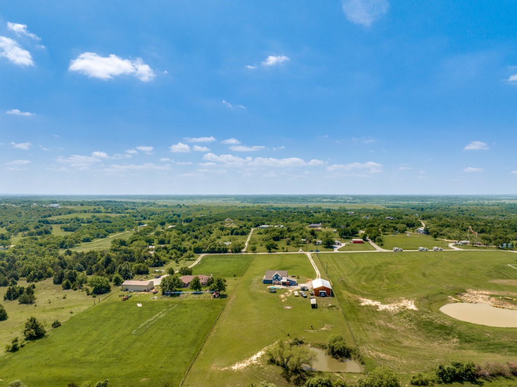 760 County Road 4380 Decatur TX 76234