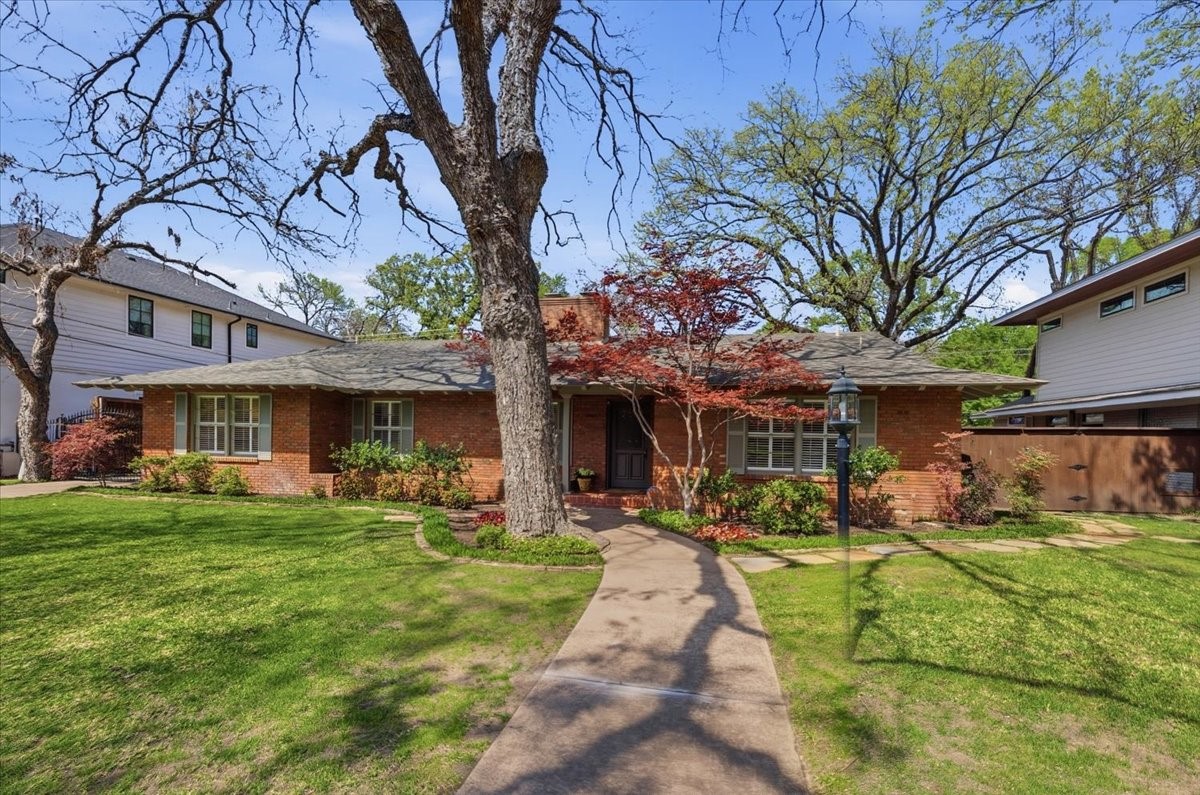 3816 Trailwood Lane Fort Worth TX 76109