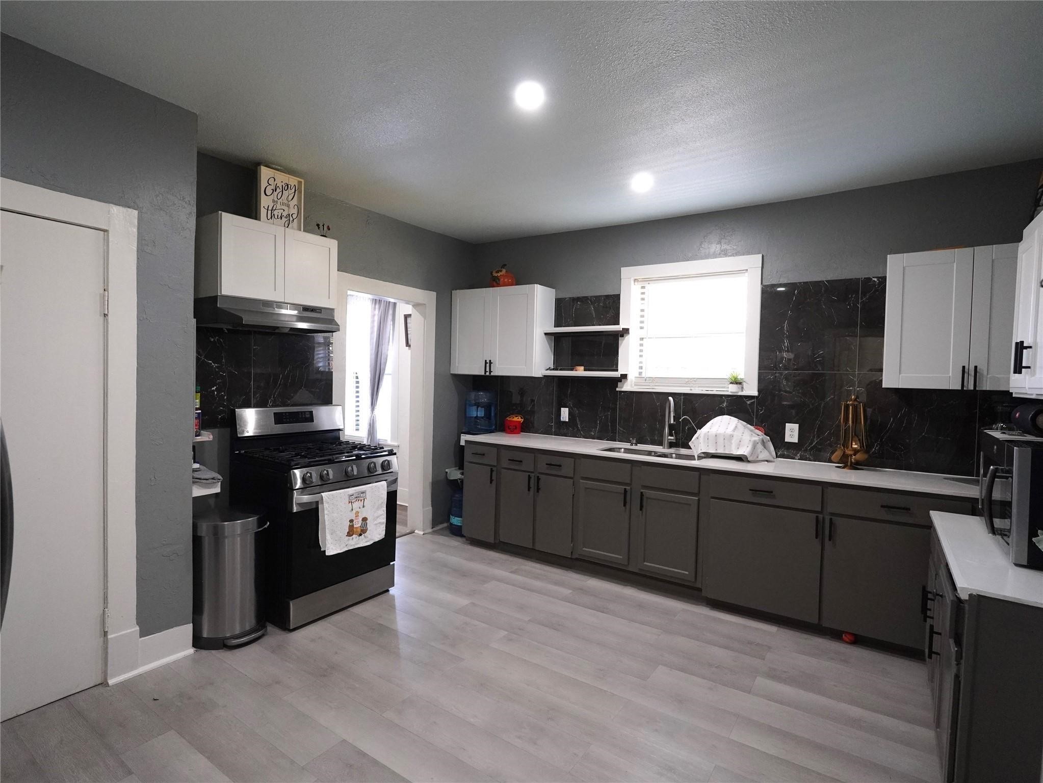 3611 Ave H Fort Worth TX 76105