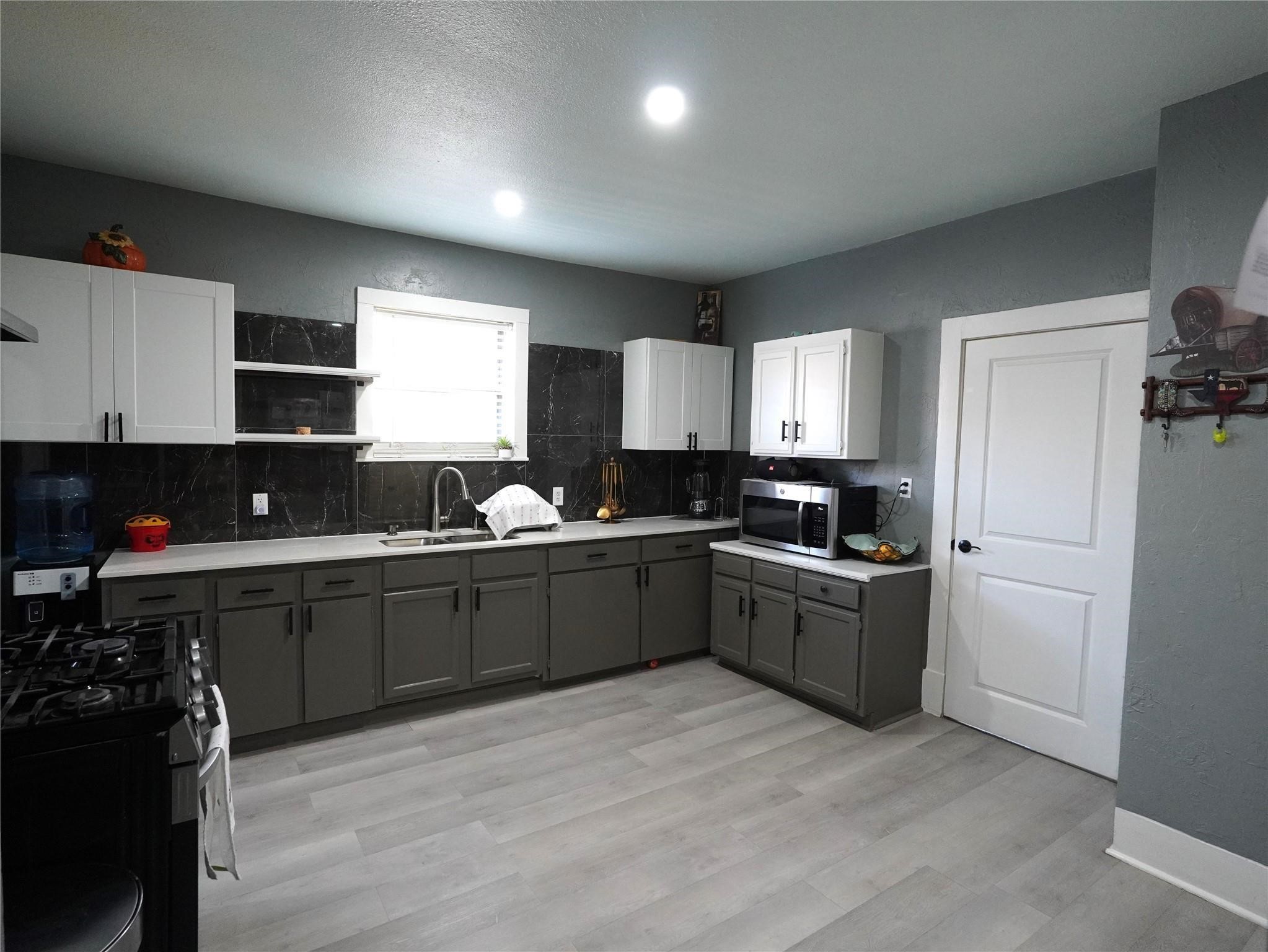 3611 Ave H Fort Worth TX 76105