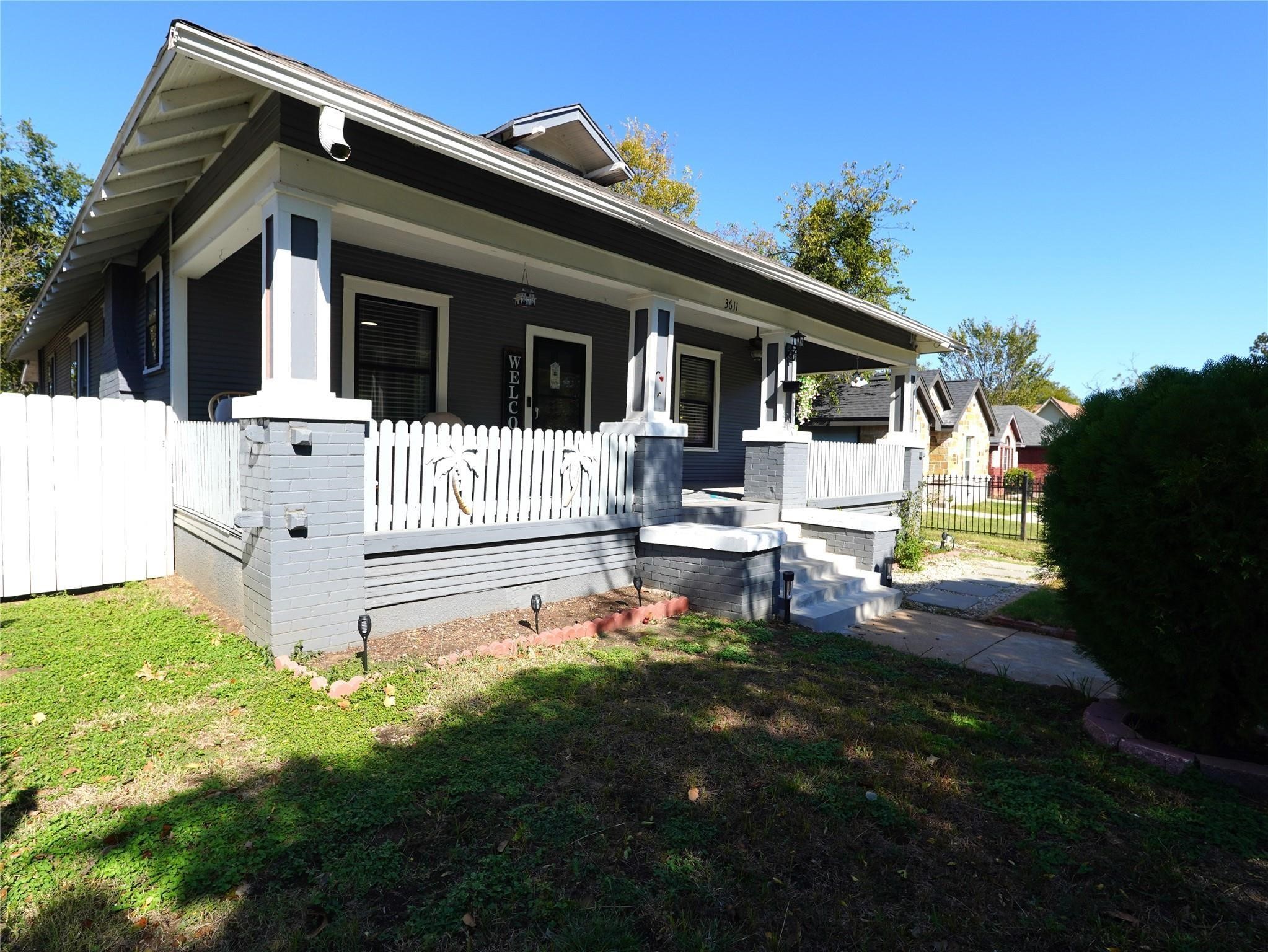 3611 Ave H Fort Worth TX 76105
