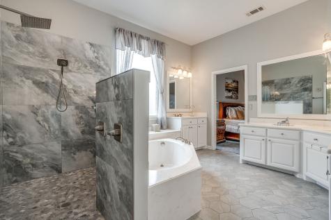 6931 La Cantera Drive Fort Worth TX 76108