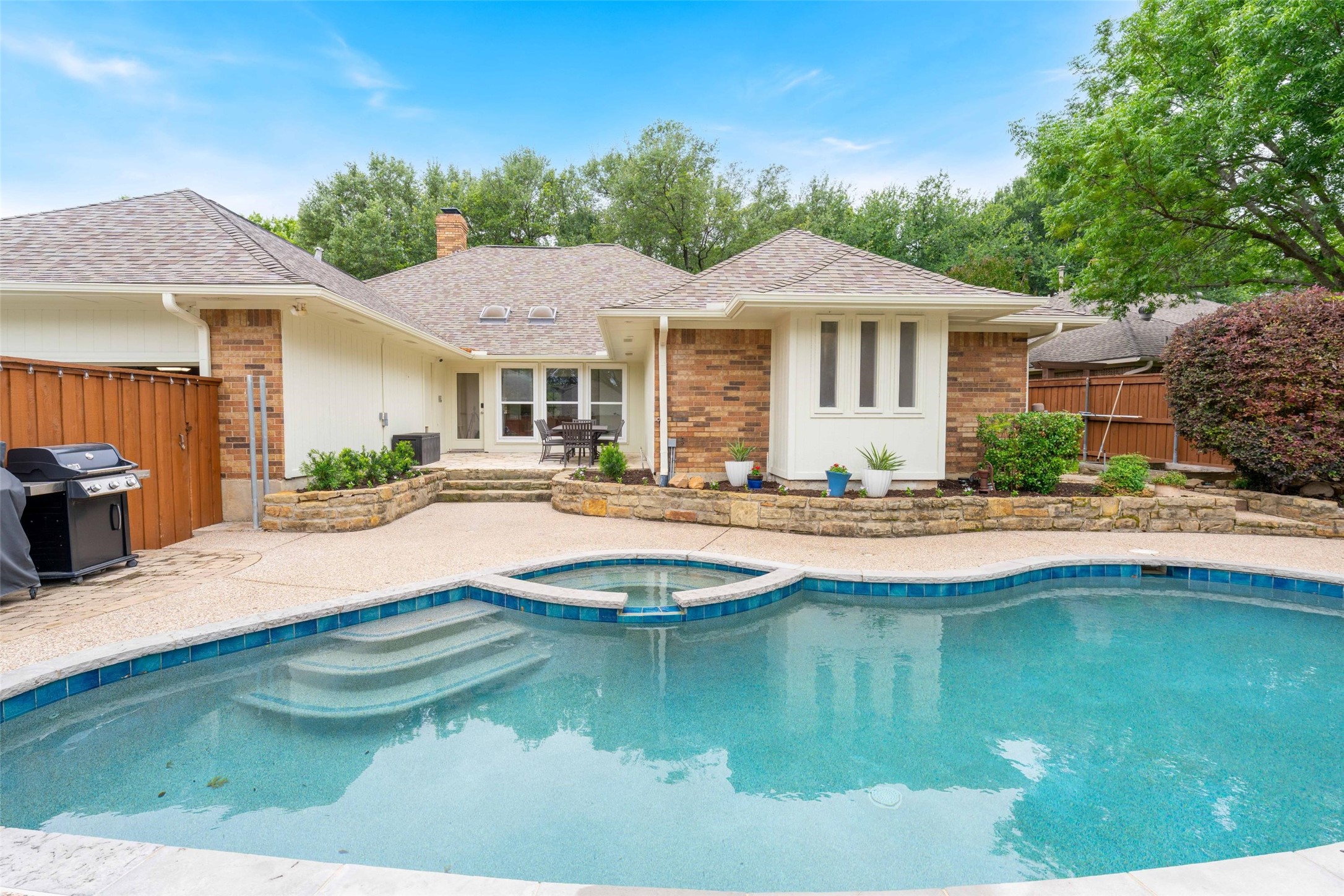 2013 Ridge Creek Drive Richardson TX 75082