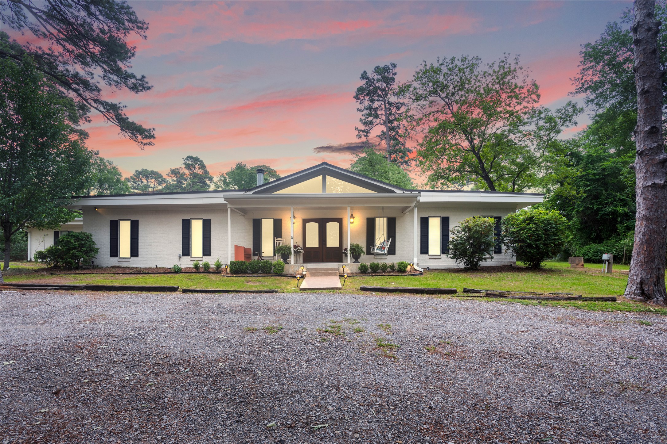 1950 Fm 315 Palestine TX 75803