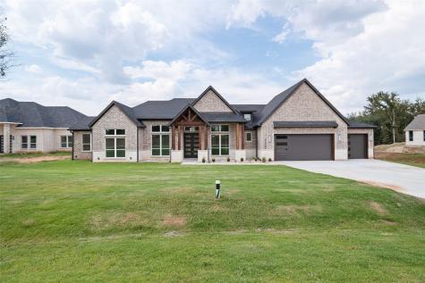 2300 Candlestick Drive Granbury TX 76049