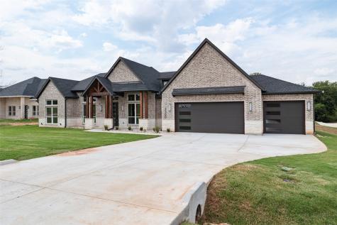 2300 Candlestick Drive Granbury TX 76049