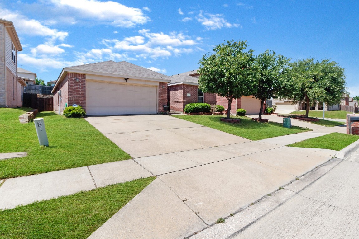 908 Glenndon Drive Fort Worth TX 76120