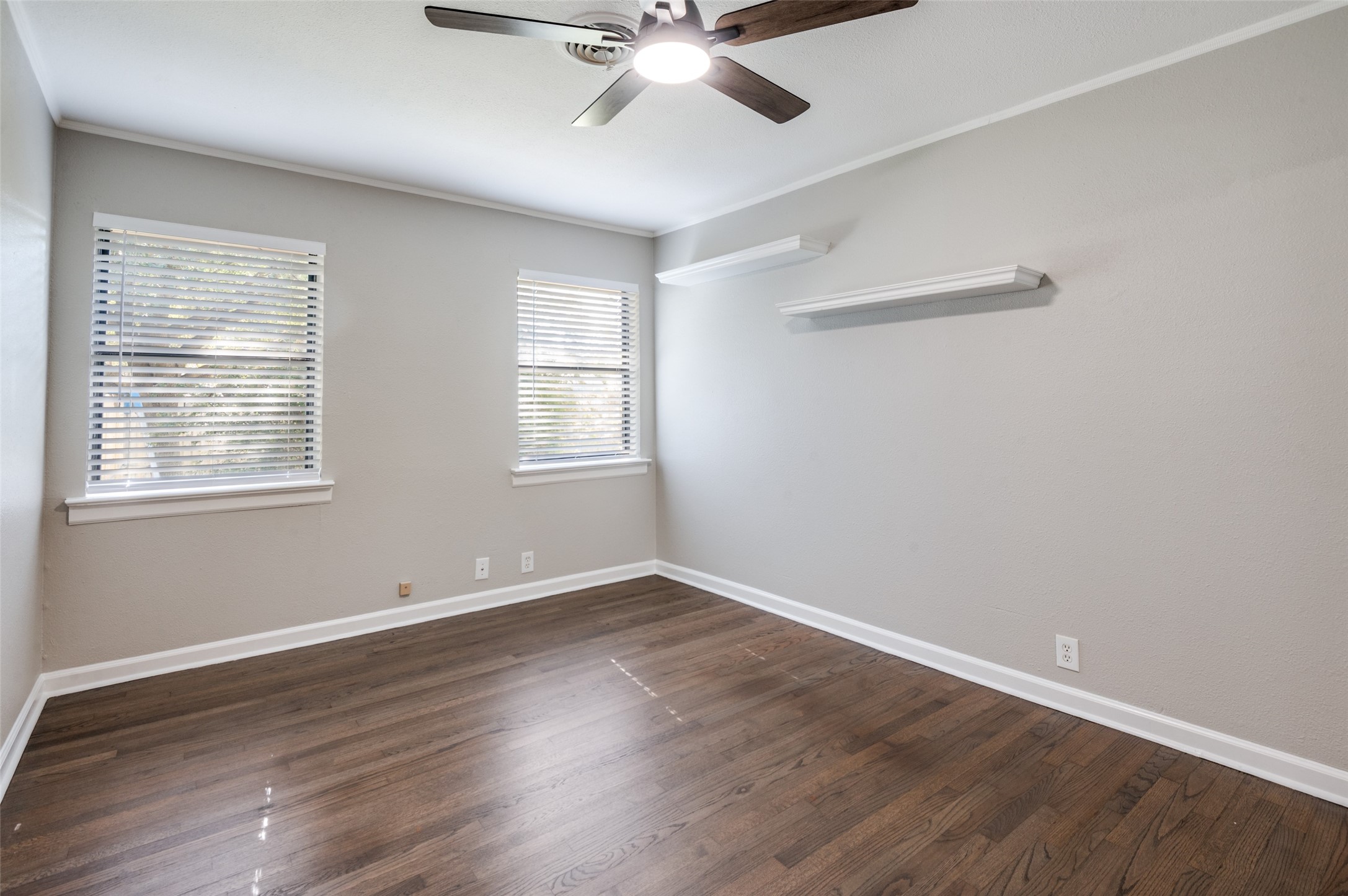 2952 Lavita Lane Farmers Branch TX 75234