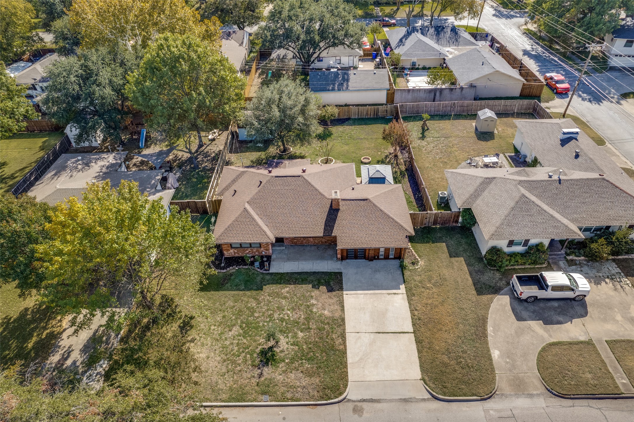 2952 Lavita Lane Farmers Branch TX 75234