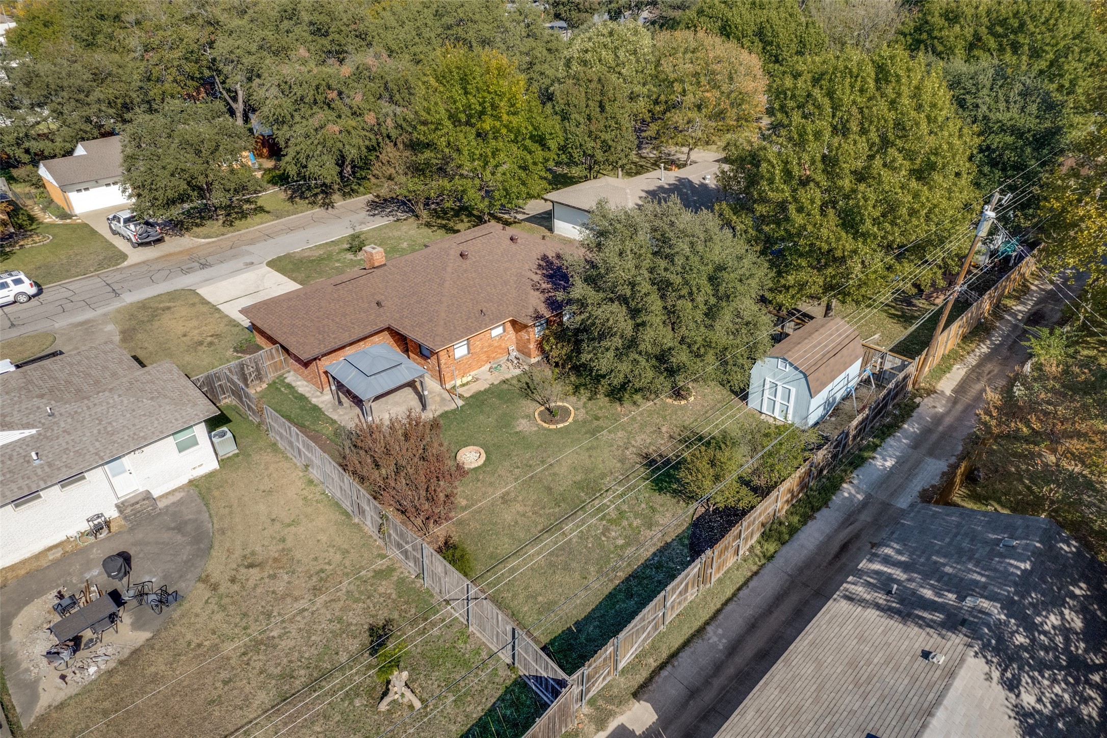 2952 Lavita Lane Farmers Branch TX 75234