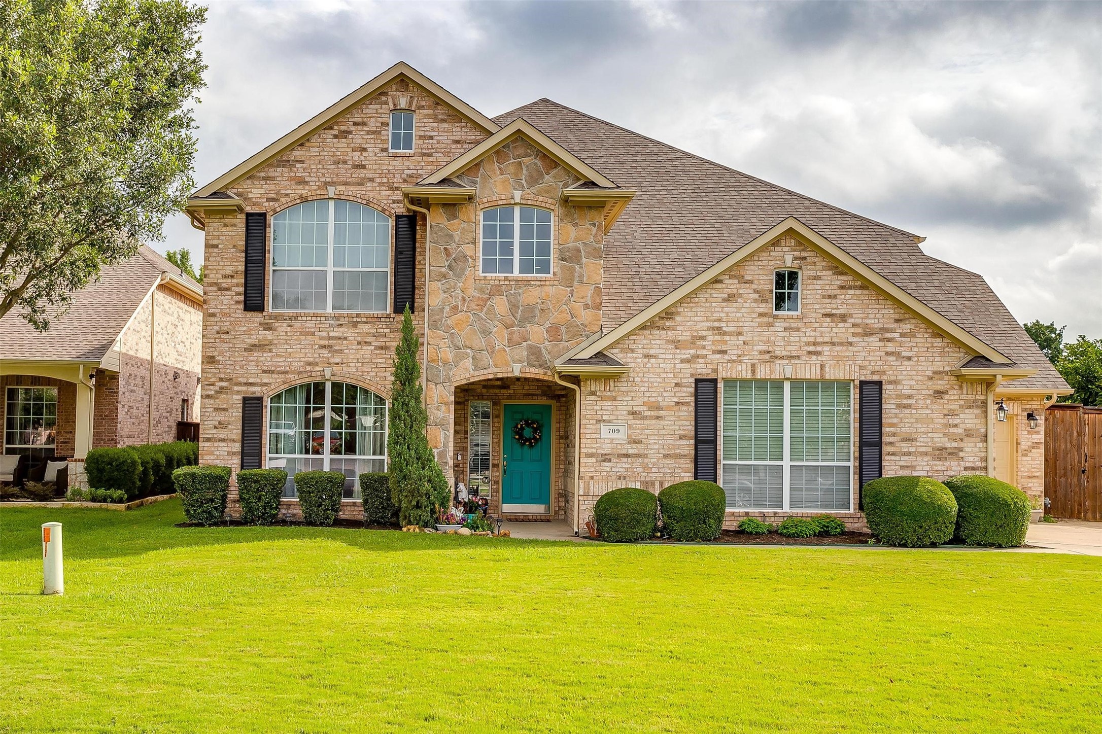 709 Lone Oak Court Burleson TX 76028