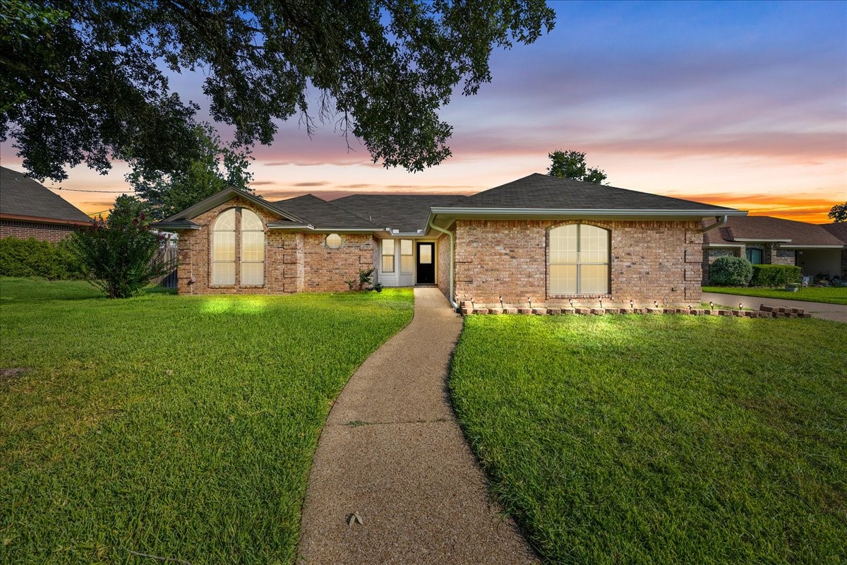 610 Aspen Incline Drive Hewitt TX 76643