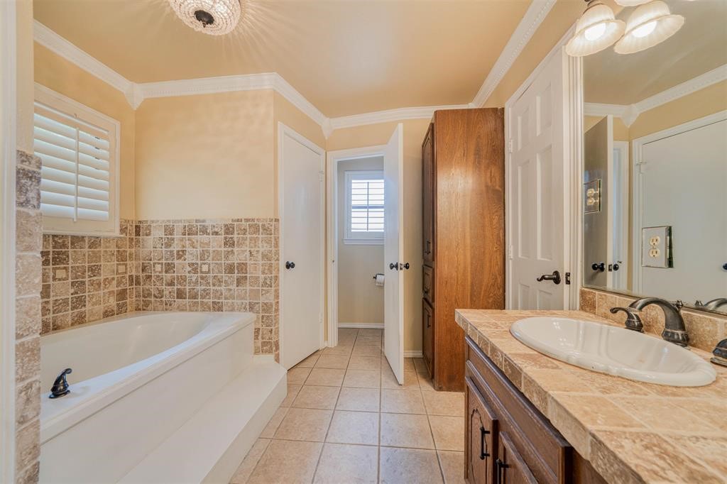 1936 B Silver Maple Road Big Sandy TX 75755