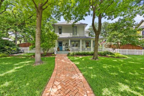 604 W Jefferson Street Waxahachie TX 75165