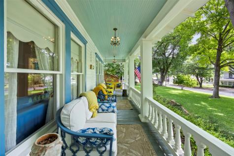 604 W Jefferson Street Waxahachie TX 75165