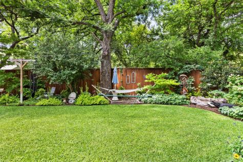604 W Jefferson Street Waxahachie TX 75165