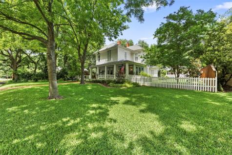 604 W Jefferson Street Waxahachie TX 75165