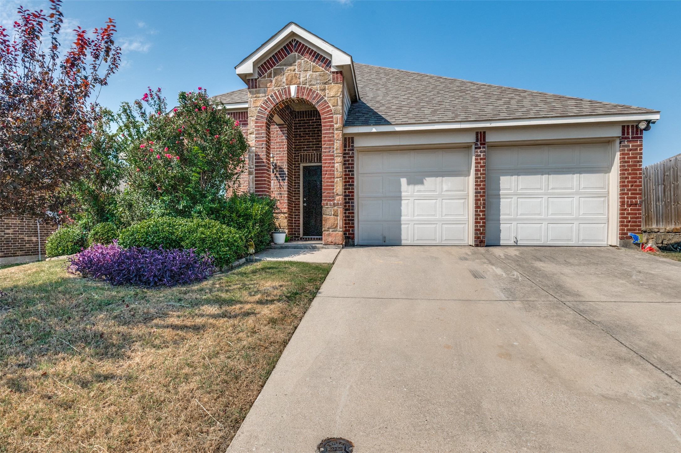 931 Bridle Bit Drive Grand Prairie TX 75051