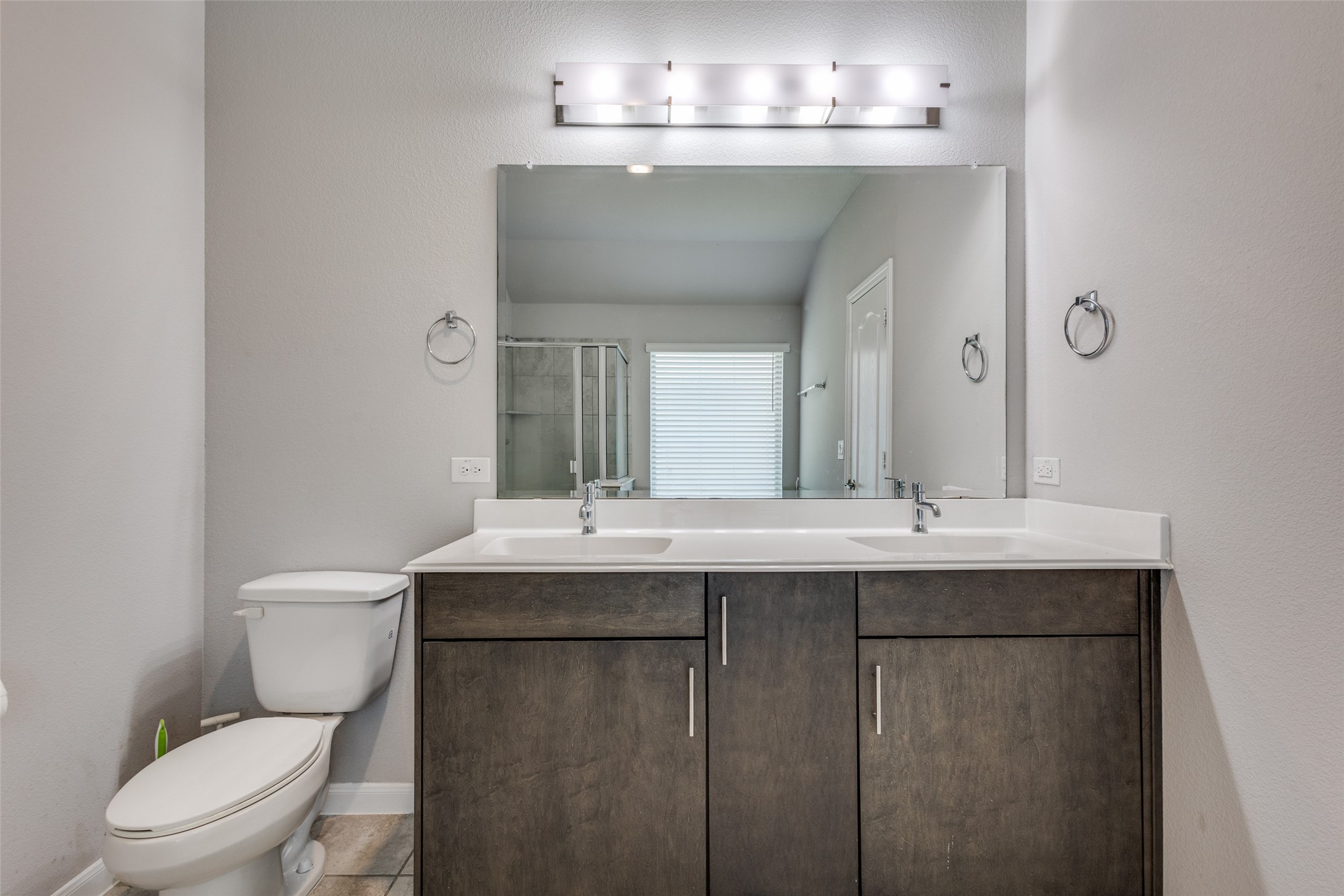 1404 Rosebush Road Aubrey TX 76227