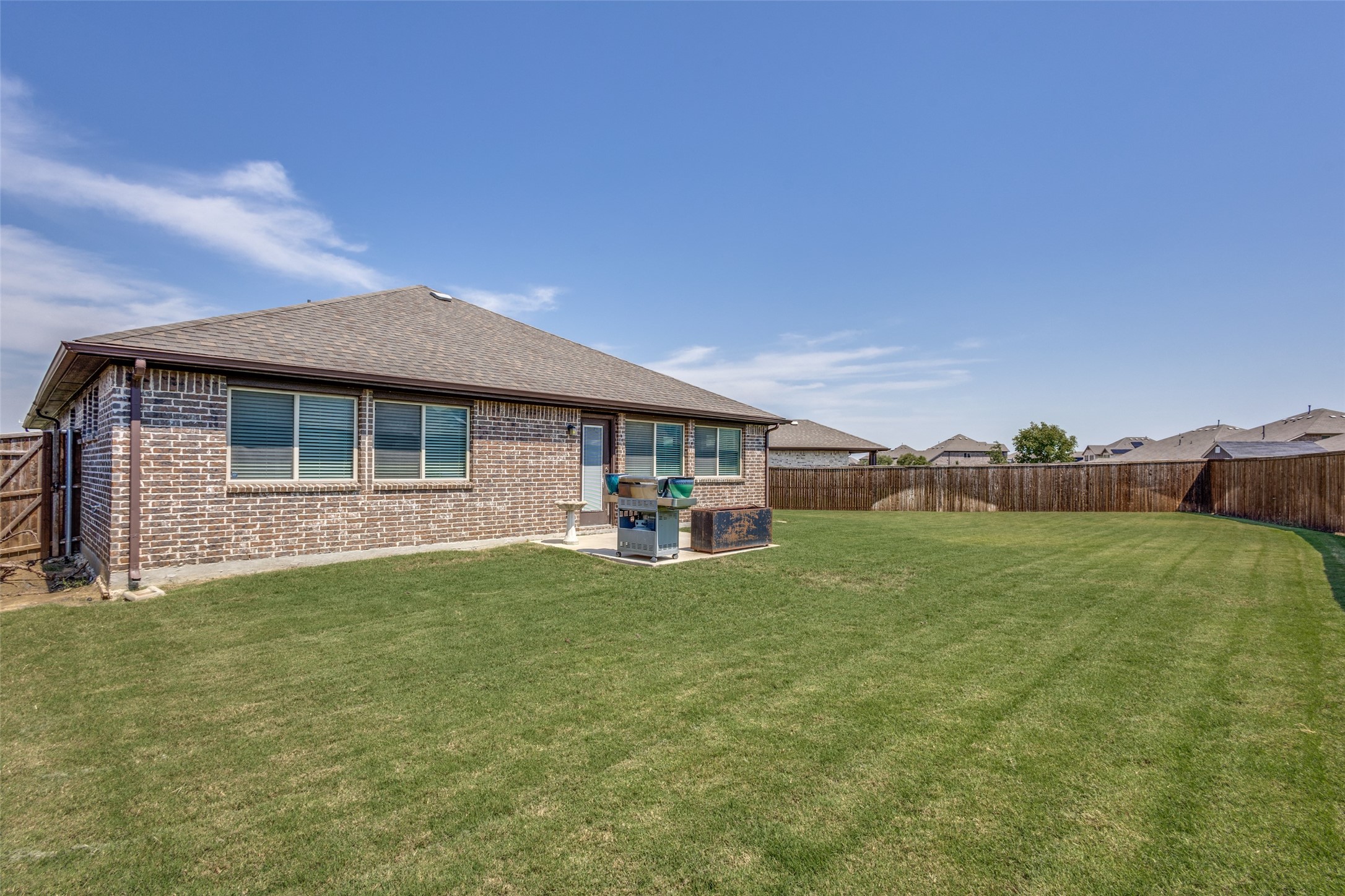 1404 Rosebush Road Aubrey TX 76227