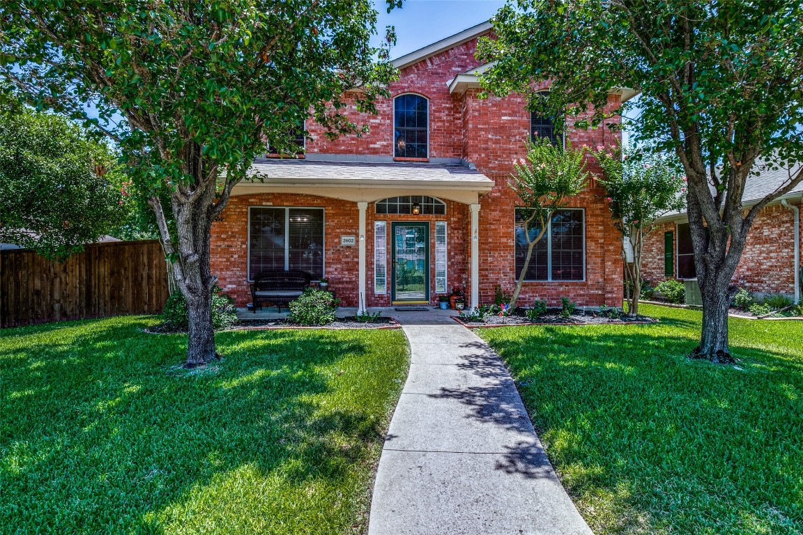 2602 Crosscreek Lane Mesquite TX 75181