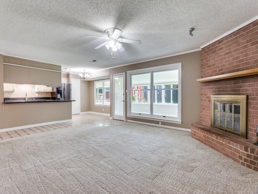 1216 Manning Street Benbrook TX 76126
