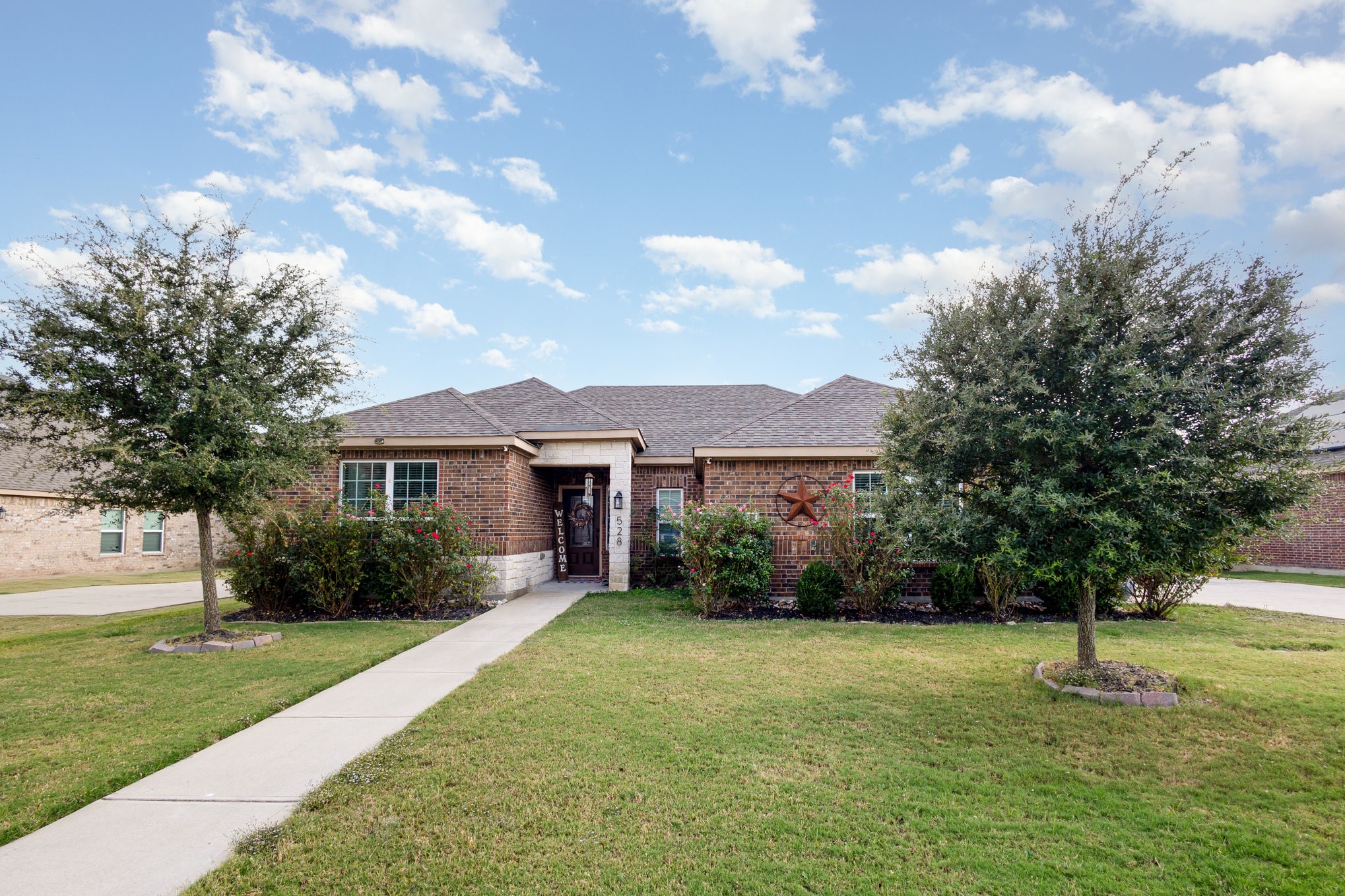 528 Meadow Springs Drive Glenn Heights TX 75154