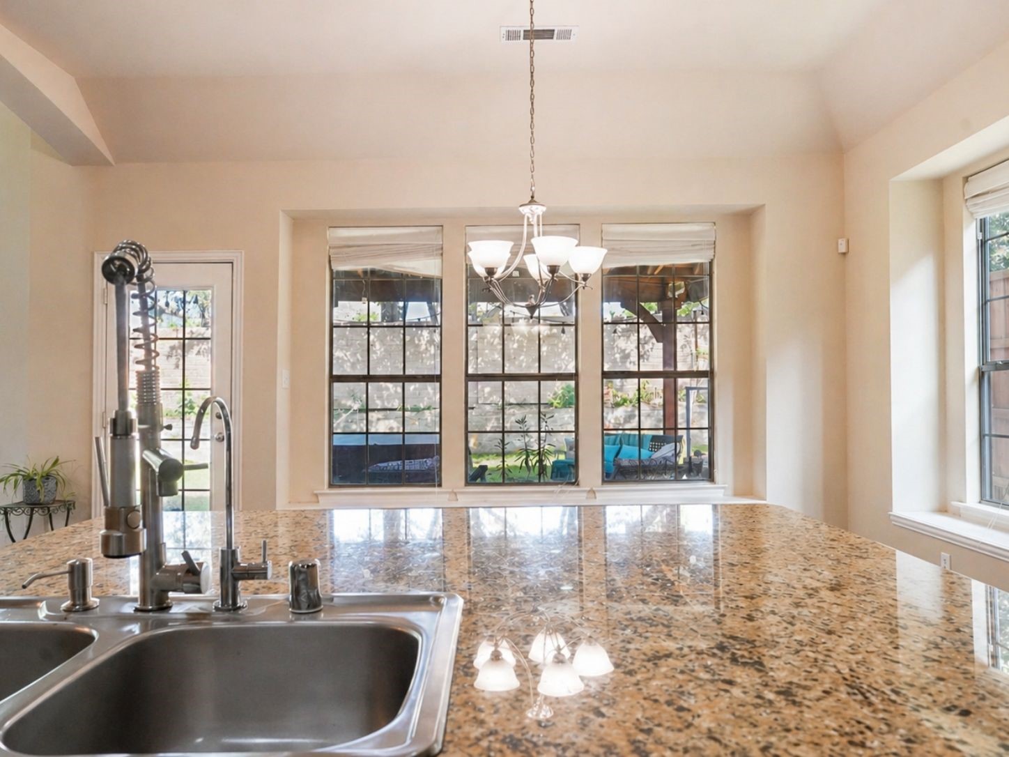 7612 Cindy Lane Sachse TX 75048