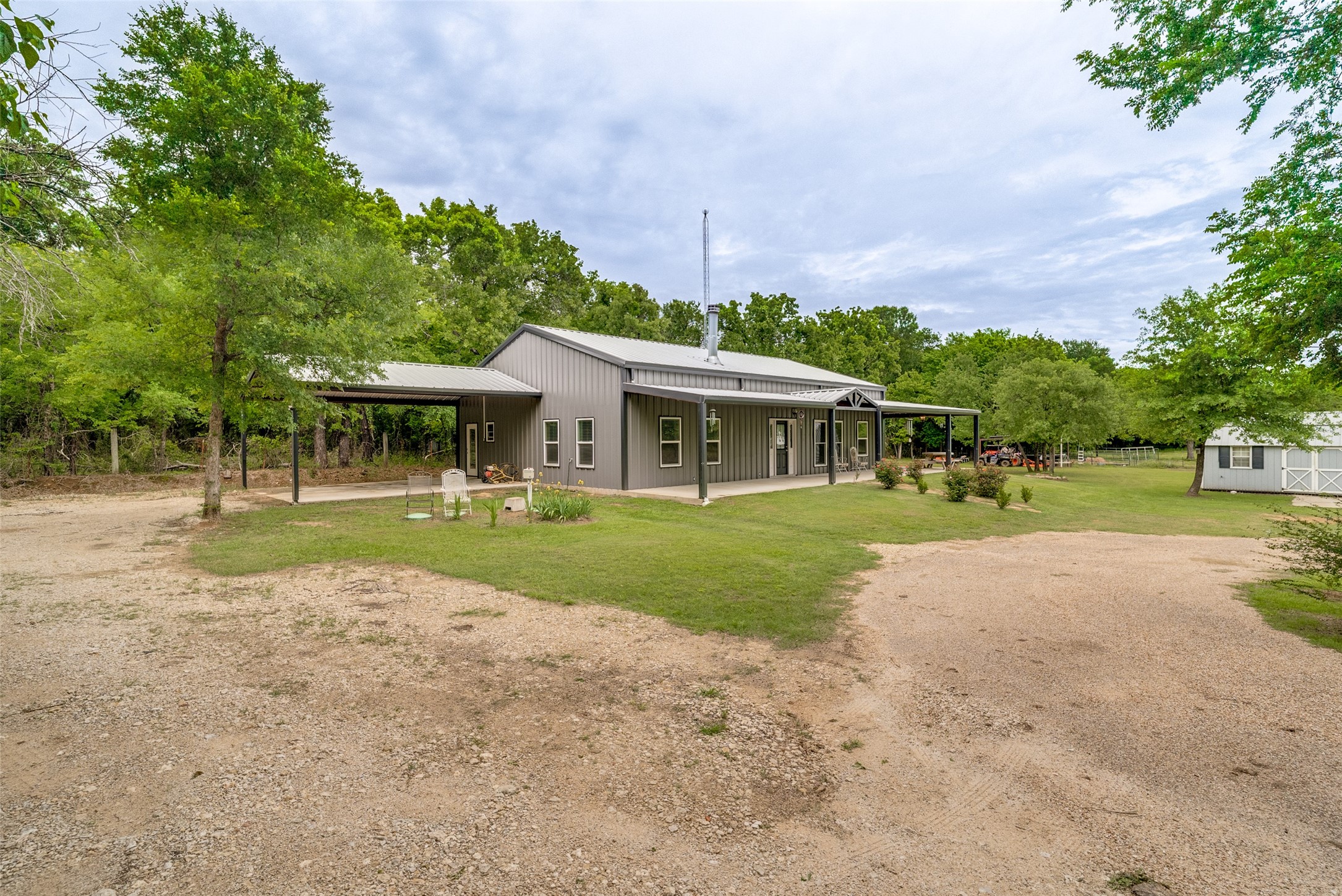 5115 County Road 423 Grandview TX 76050