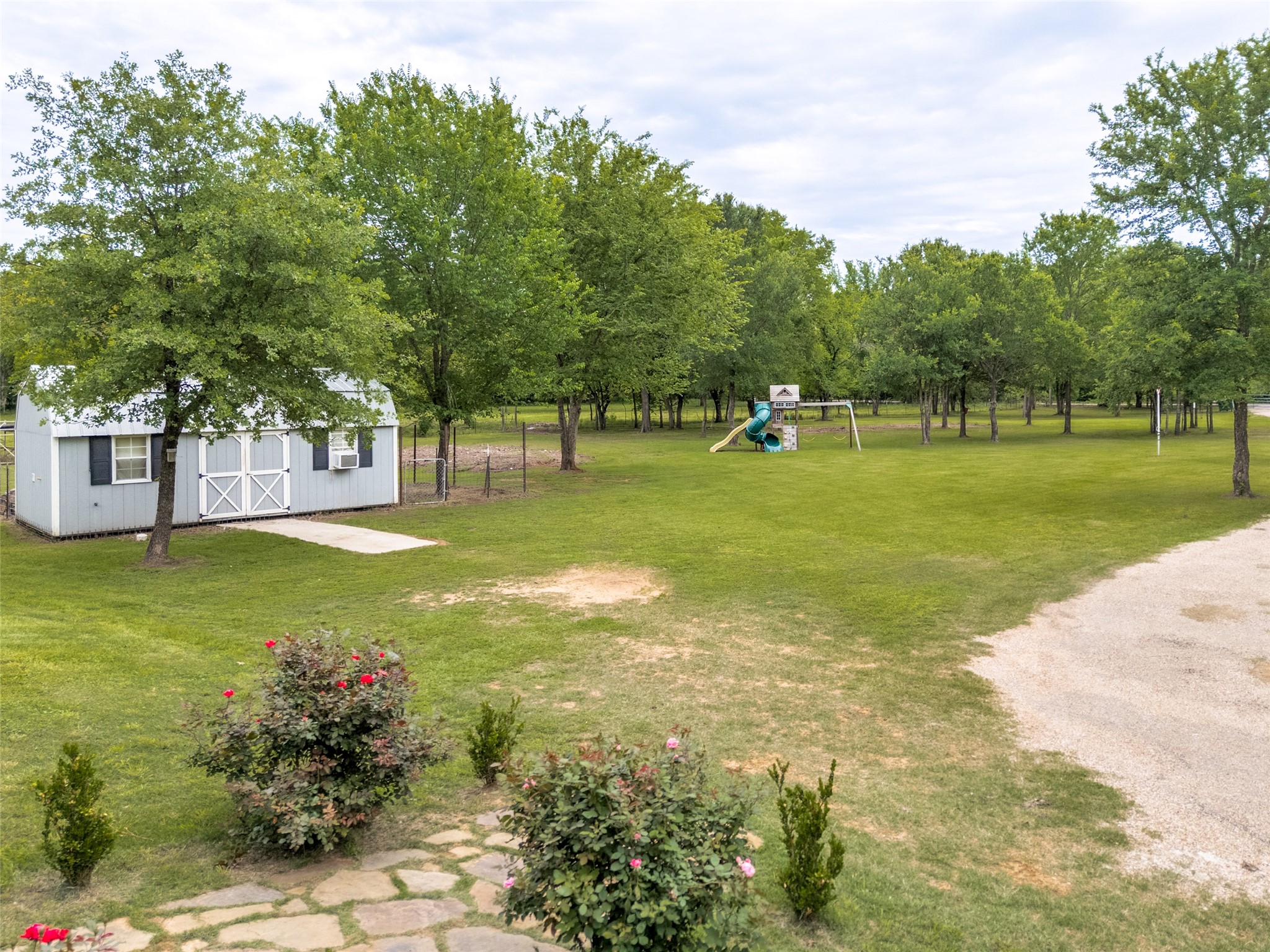 5115 County Road 423 Grandview TX 76050
