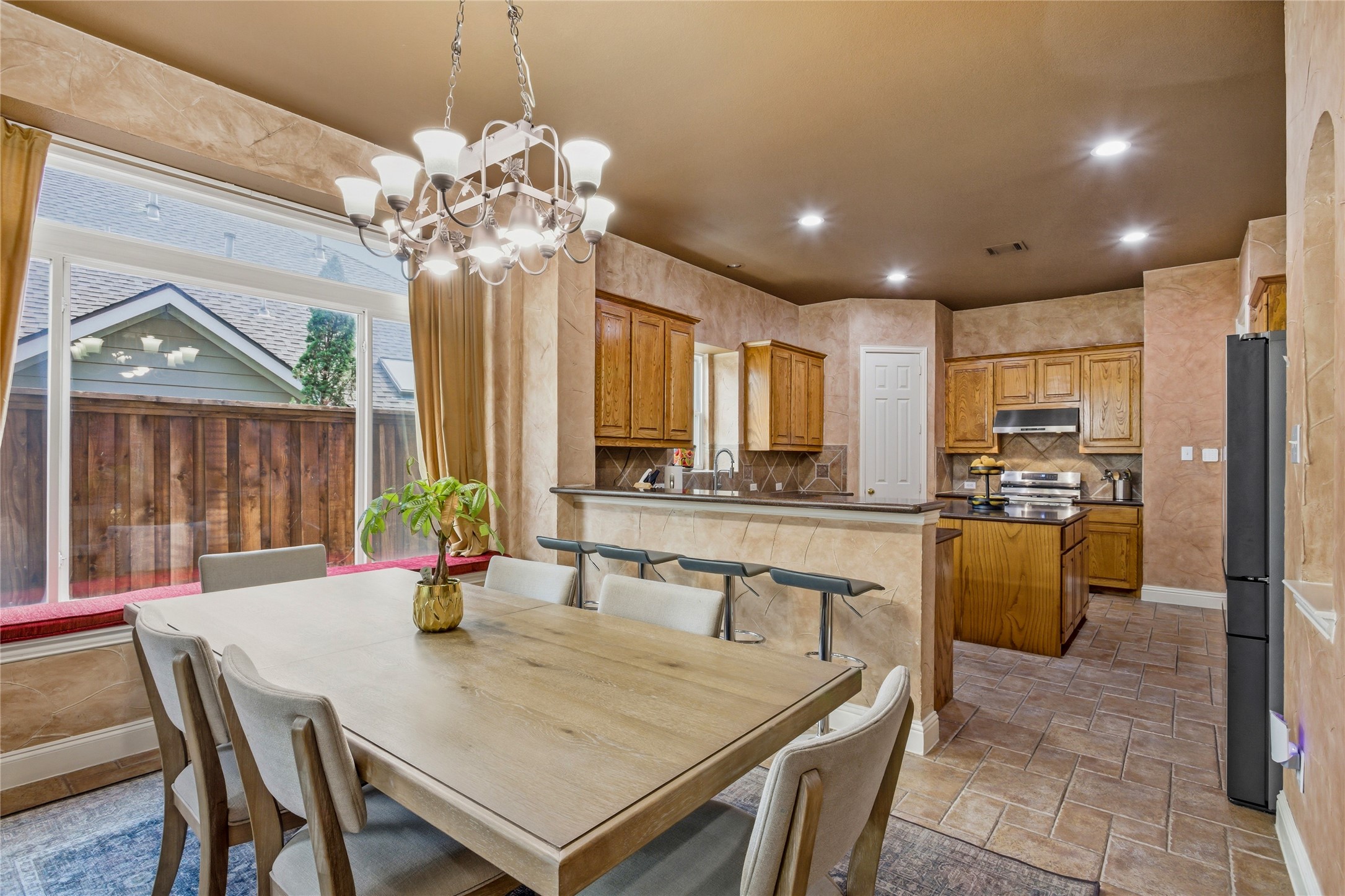 9024 Bottlebrush Lane Irving TX 75063