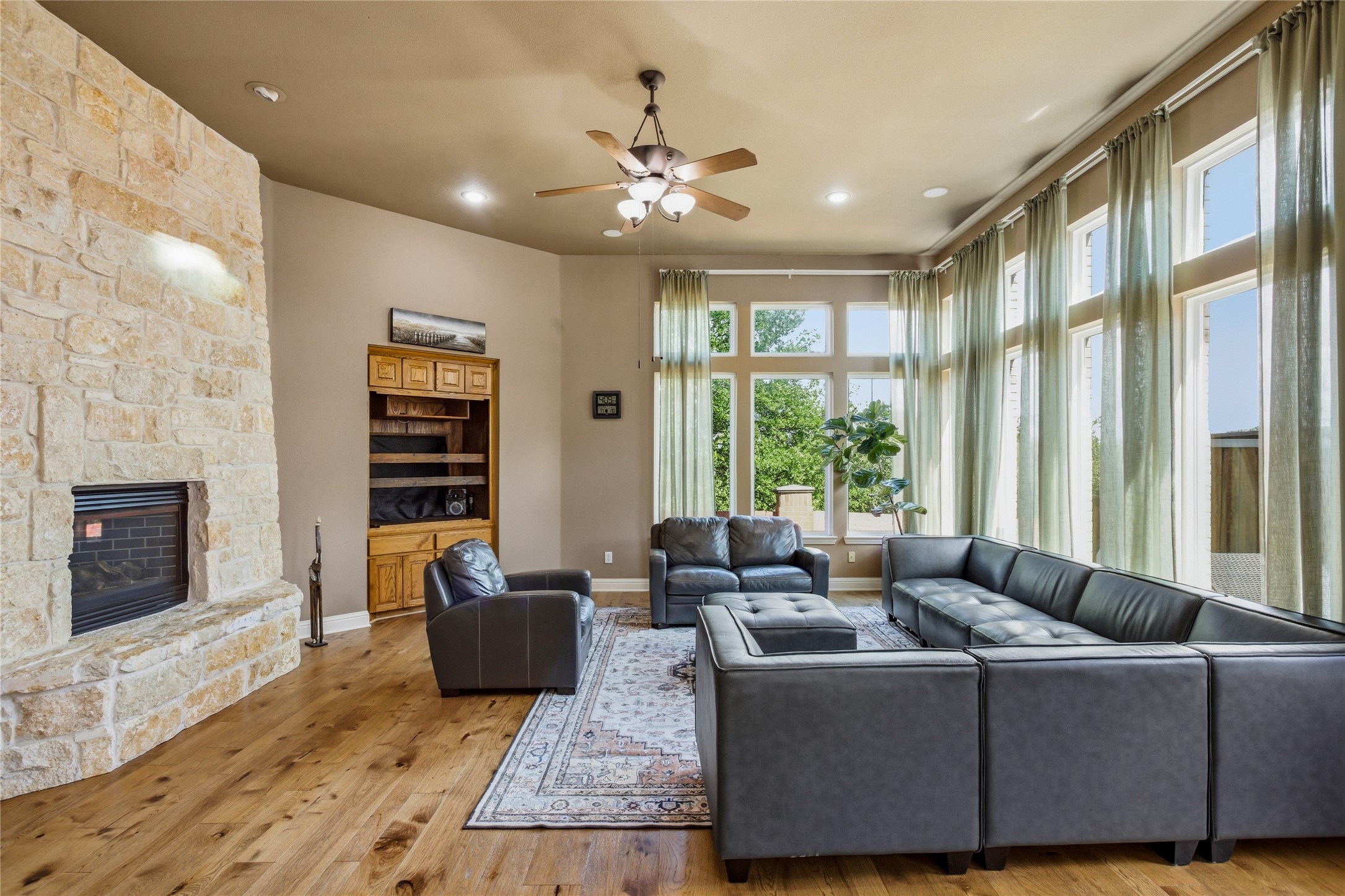 9024 Bottlebrush Lane Irving TX 75063