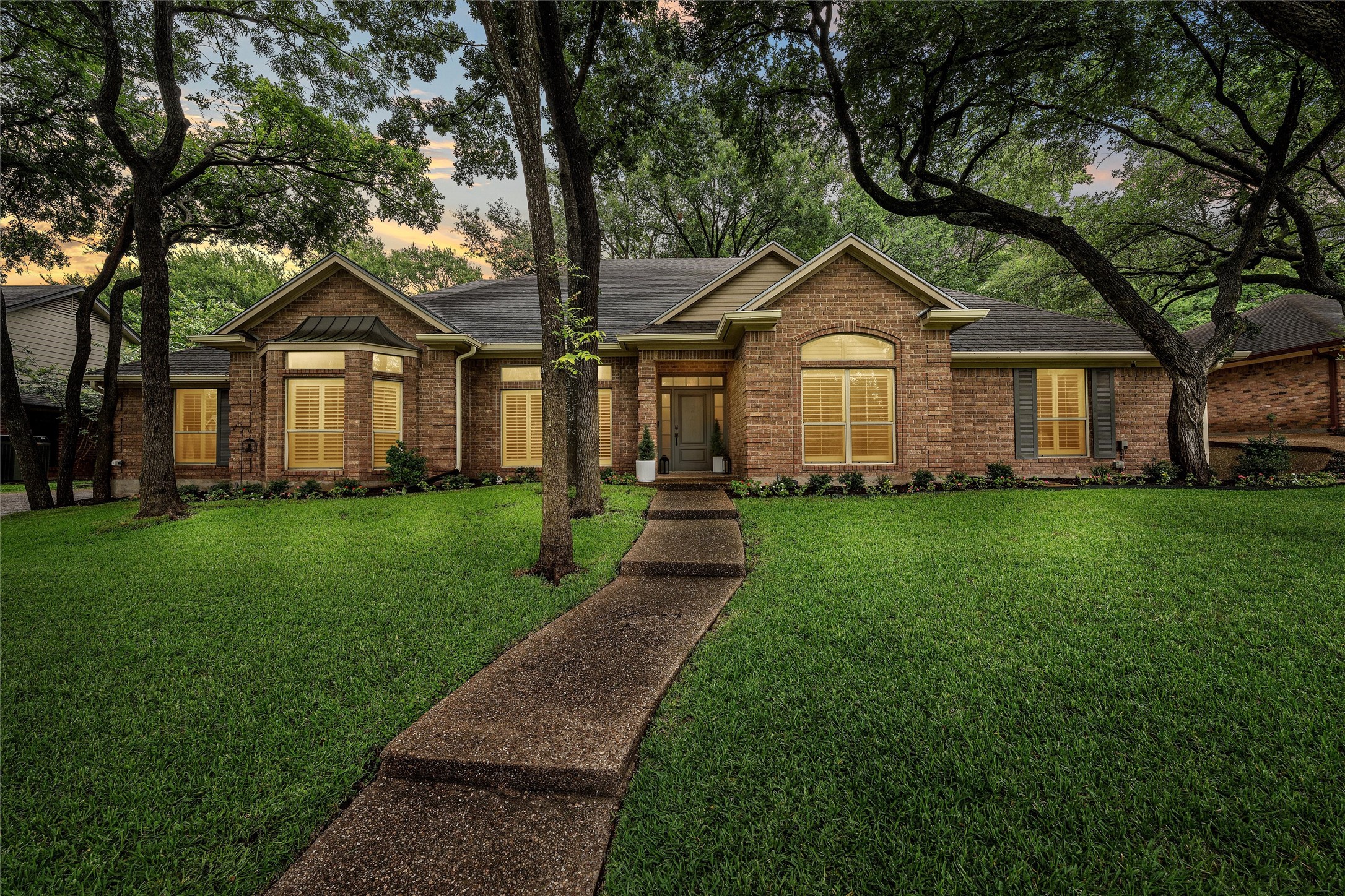 9604 Oak Springs Drive Woodway TX 76712