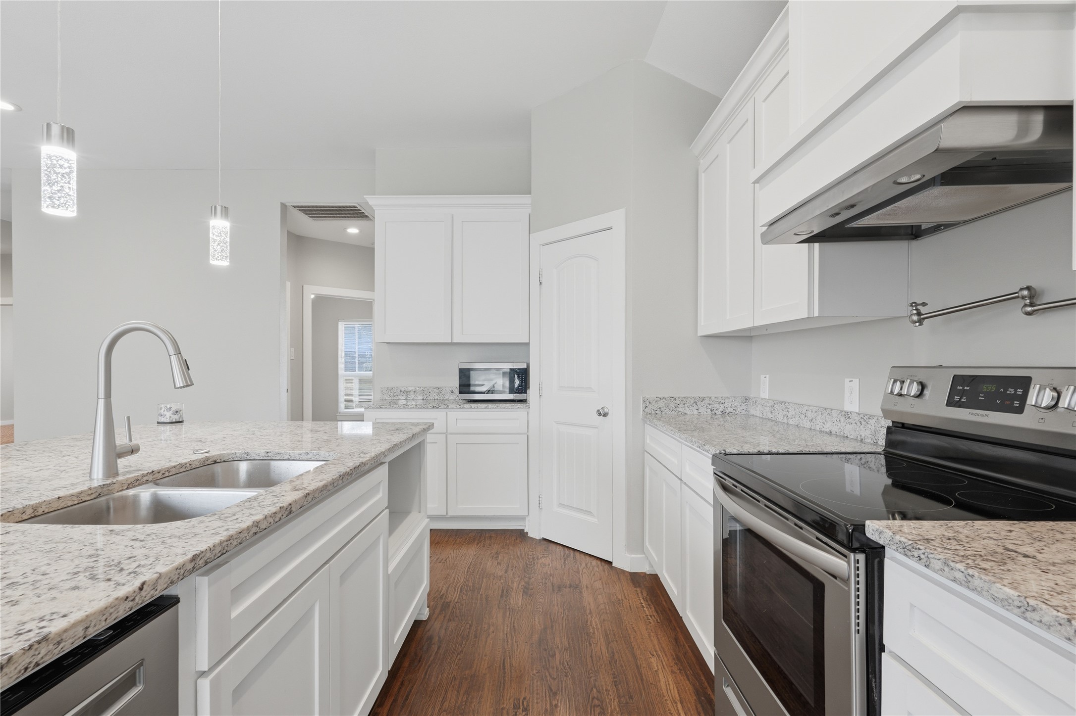 4909 Collingwood Drive Garland TX 75043