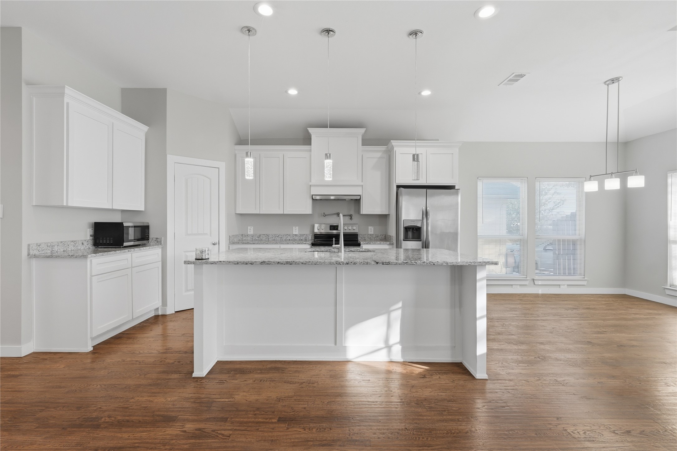 4909 Collingwood Drive Garland TX 75043