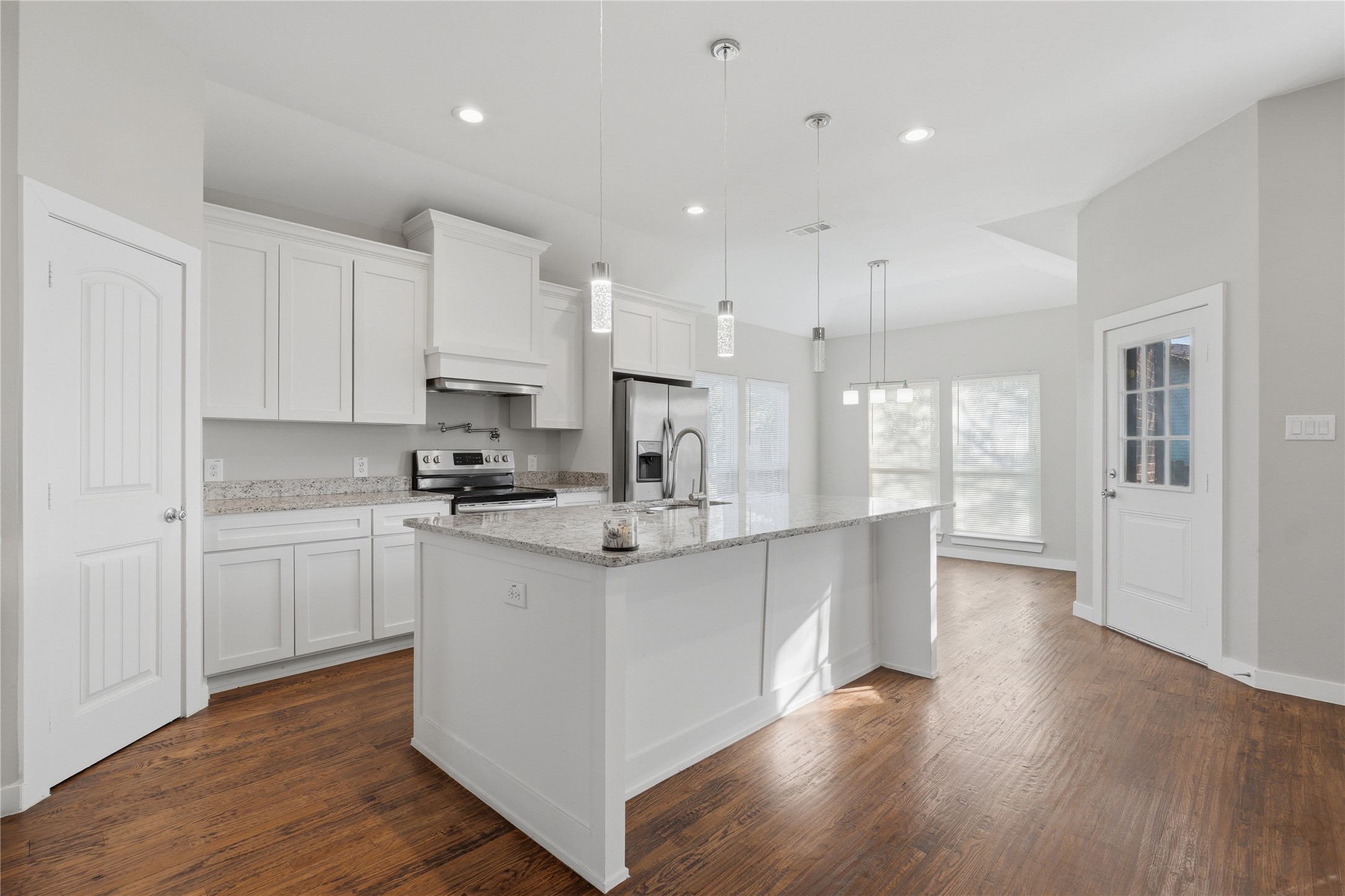 4909 Collingwood Drive Garland TX 75043