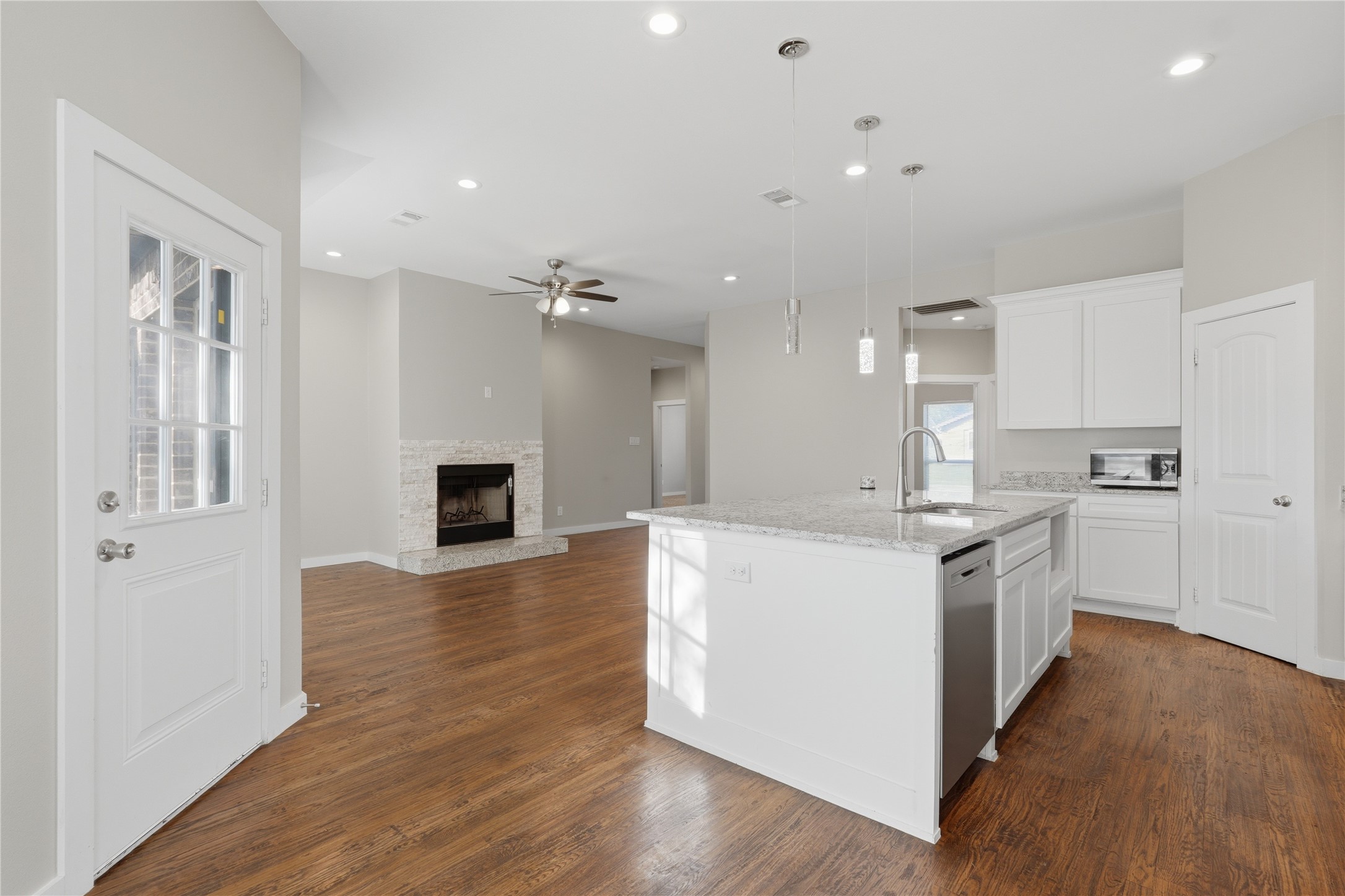 4909 Collingwood Drive Garland TX 75043