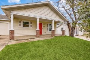 4615 Luzon Street Dallas TX 75216