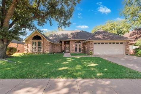 4907 Andalusia Trail Arlington TX 76017