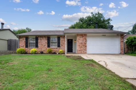 1008 Fort Worth Street Mansfield TX 76063