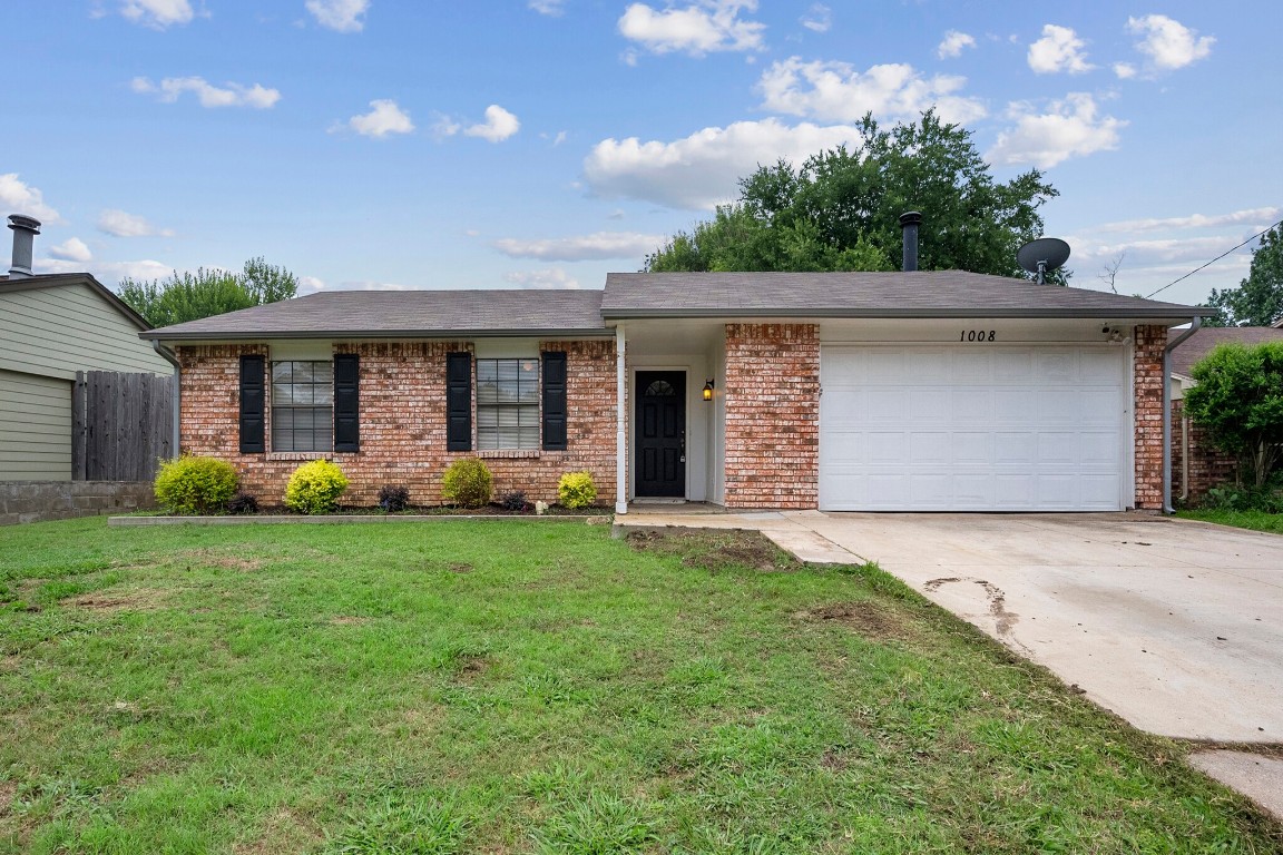 1008 Fort Worth Street Mansfield TX 76063