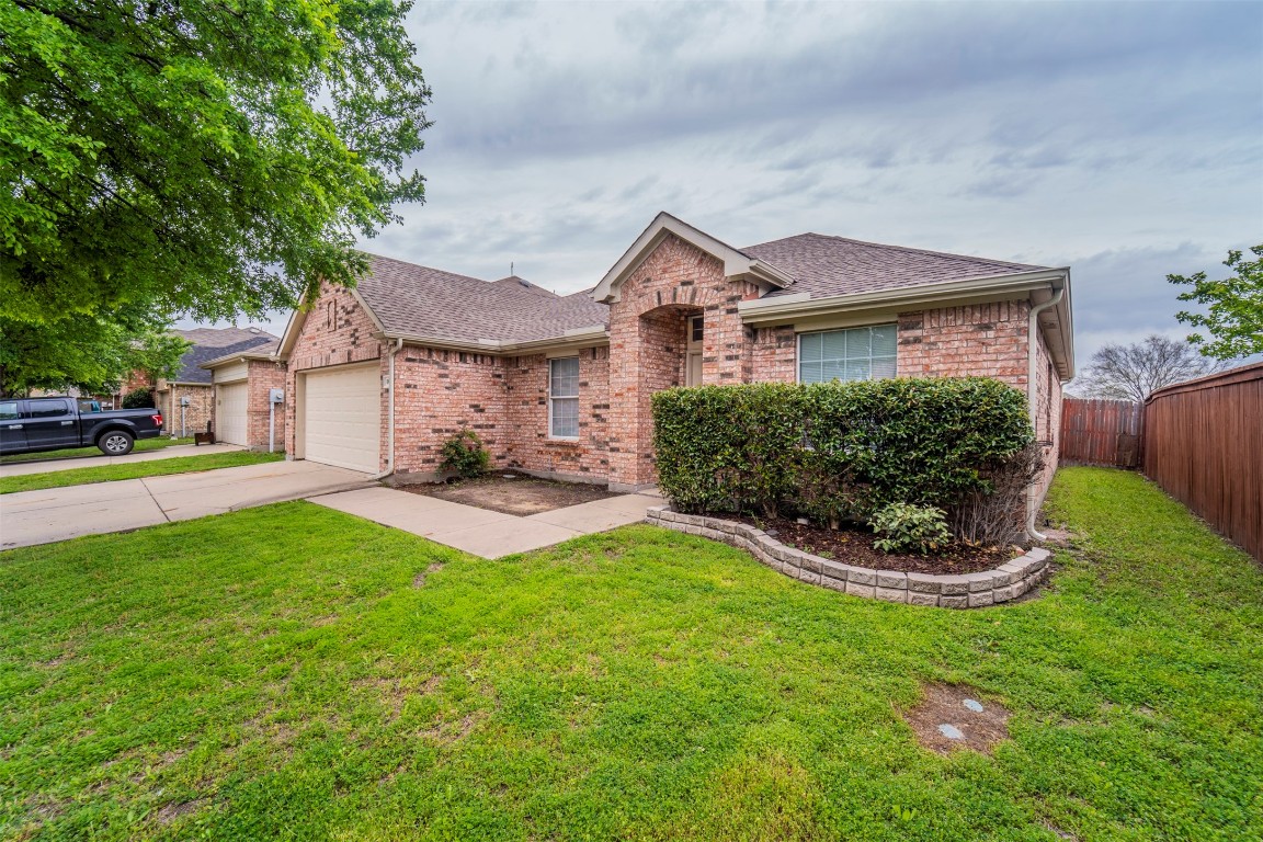 807 Bowie Drive Lavon TX 75166